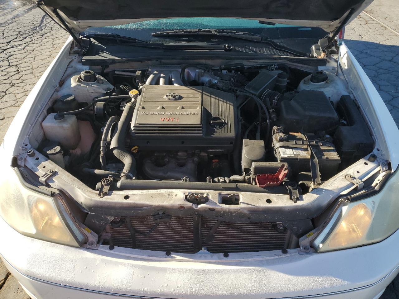 2002 TOYOTA Avalon