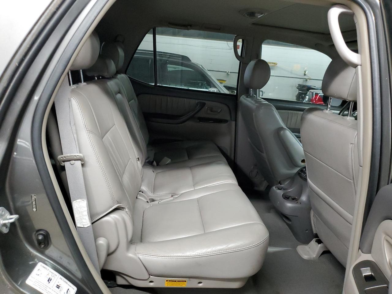 2007 TOYOTA Sequoia