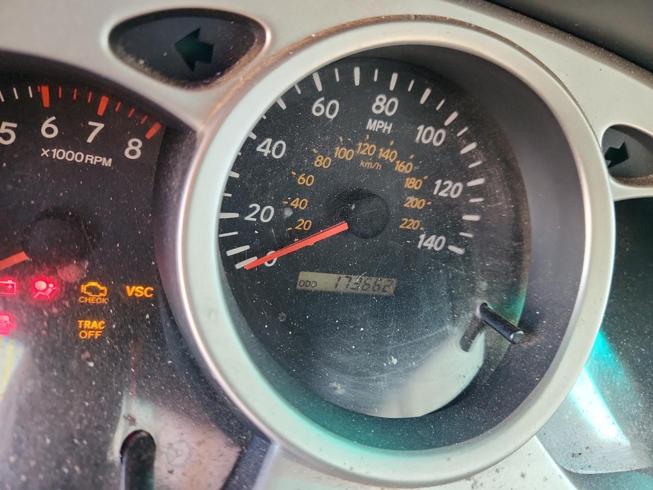 2005 TOYOTA HIGHLANDER