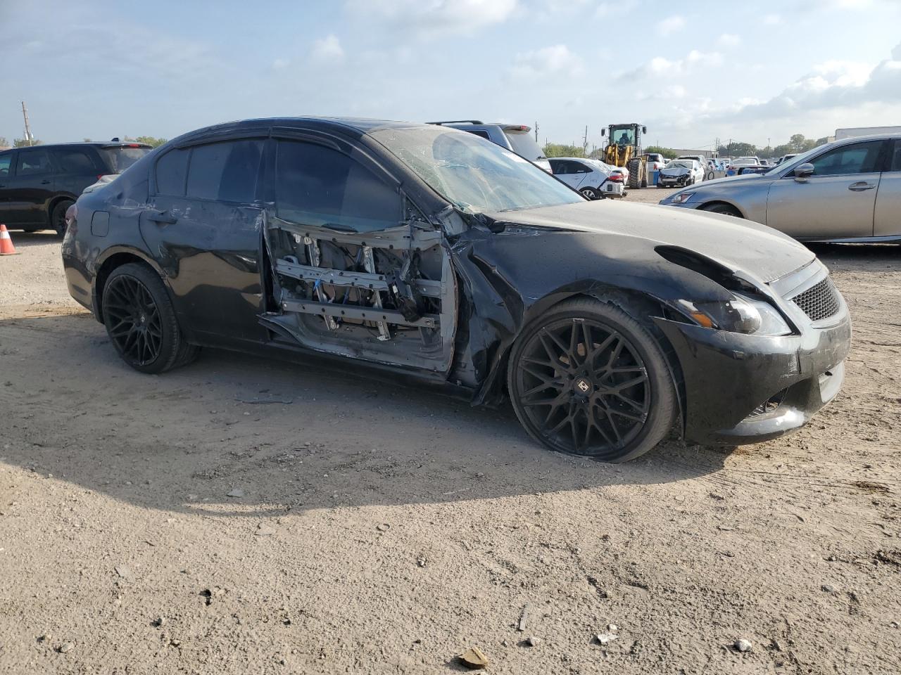 2011 INFINITI G37