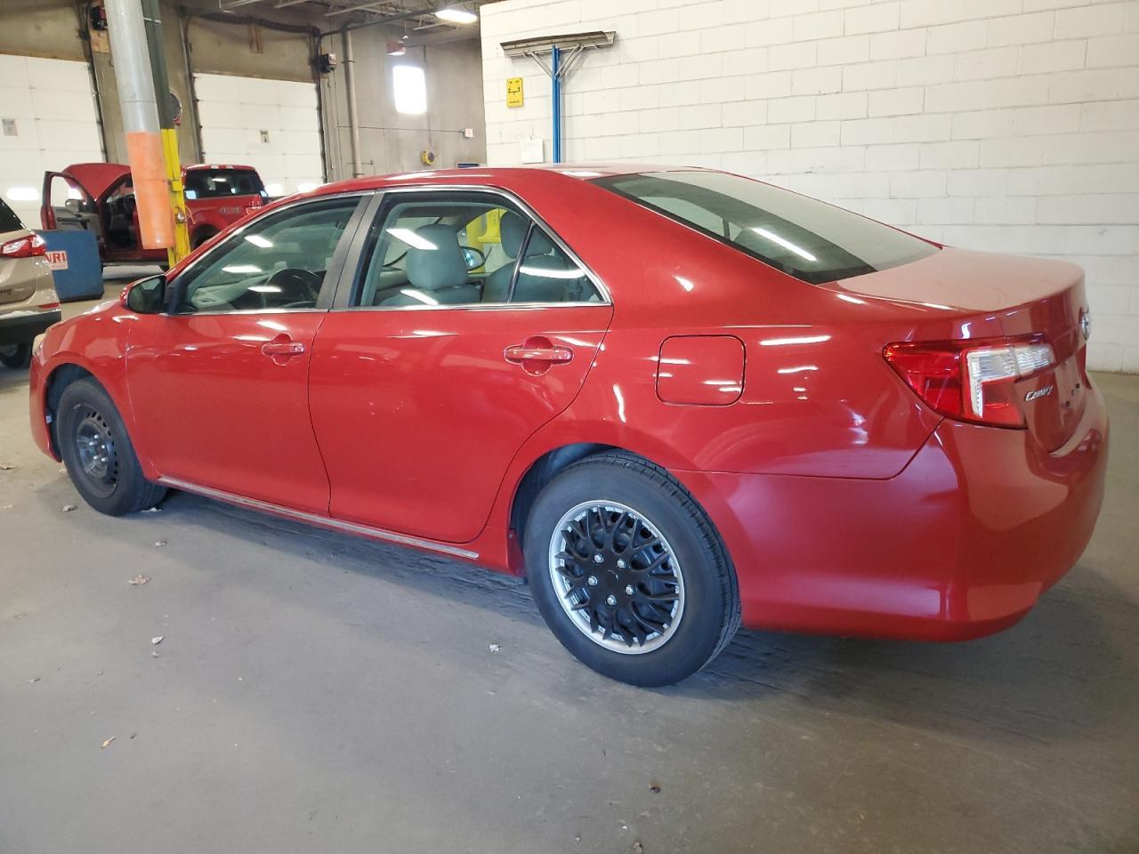 2013 TOYOTA CAMRY