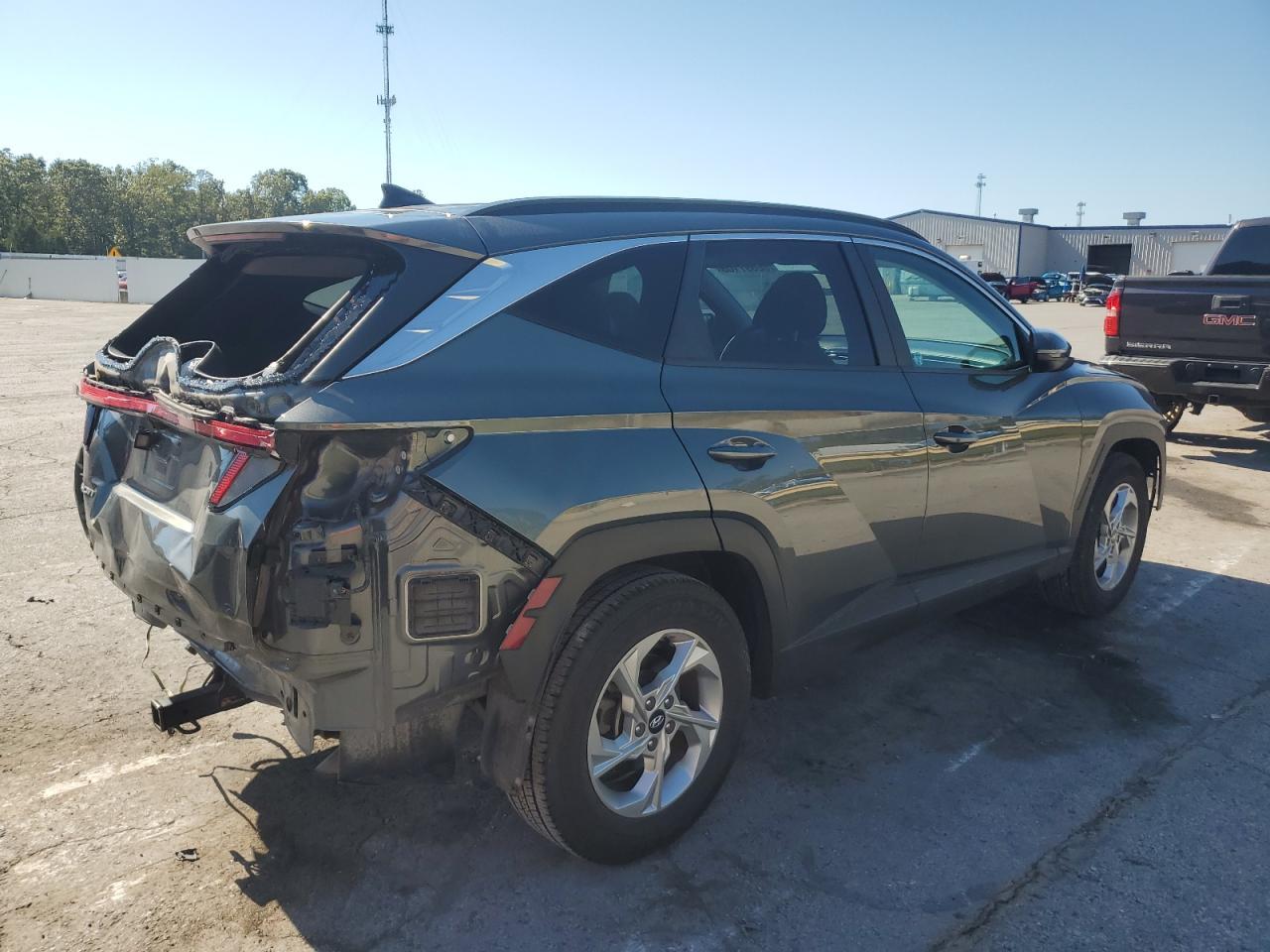 2022 HYUNDAI TUCSON