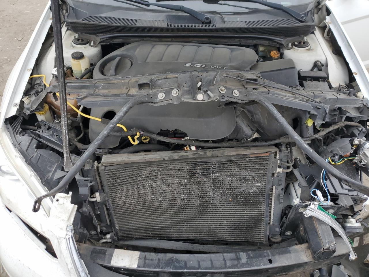 2013 CHRYSLER 200