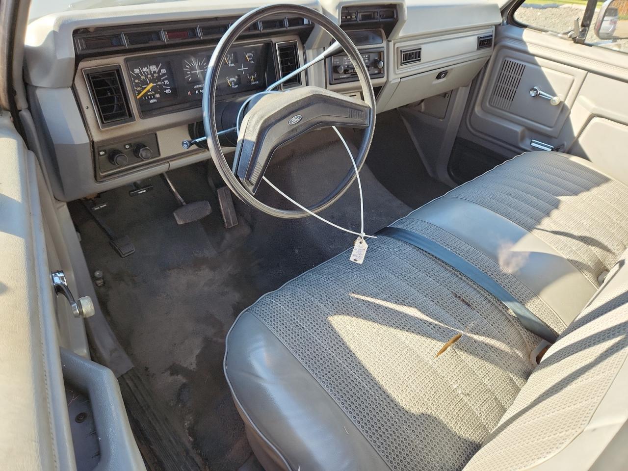 1986 FORD F-150