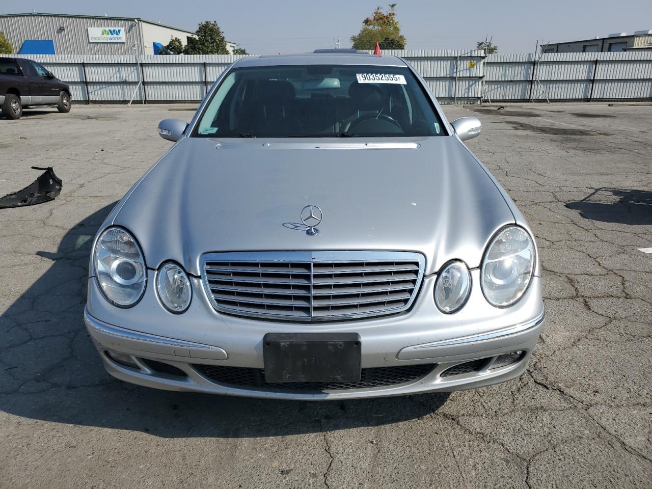 2006 MERCEDES-BENZ E-Class