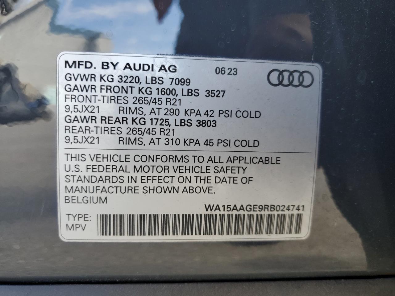 2024 AUDI Q8