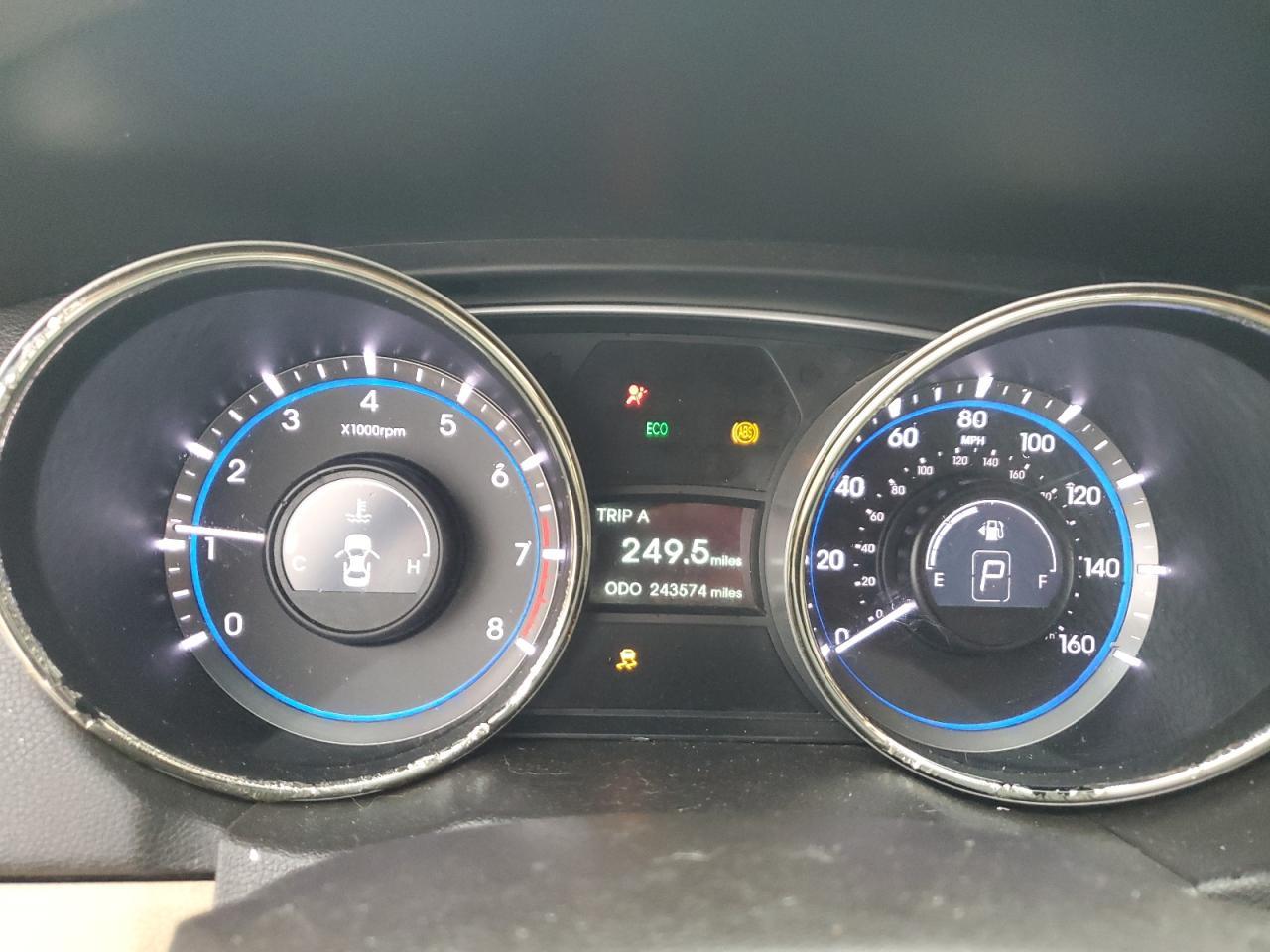 2013 HYUNDAI SONATA