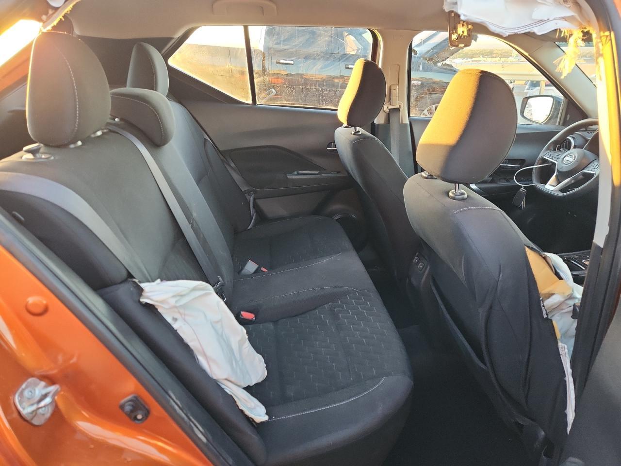 2023 NISSAN KICKS