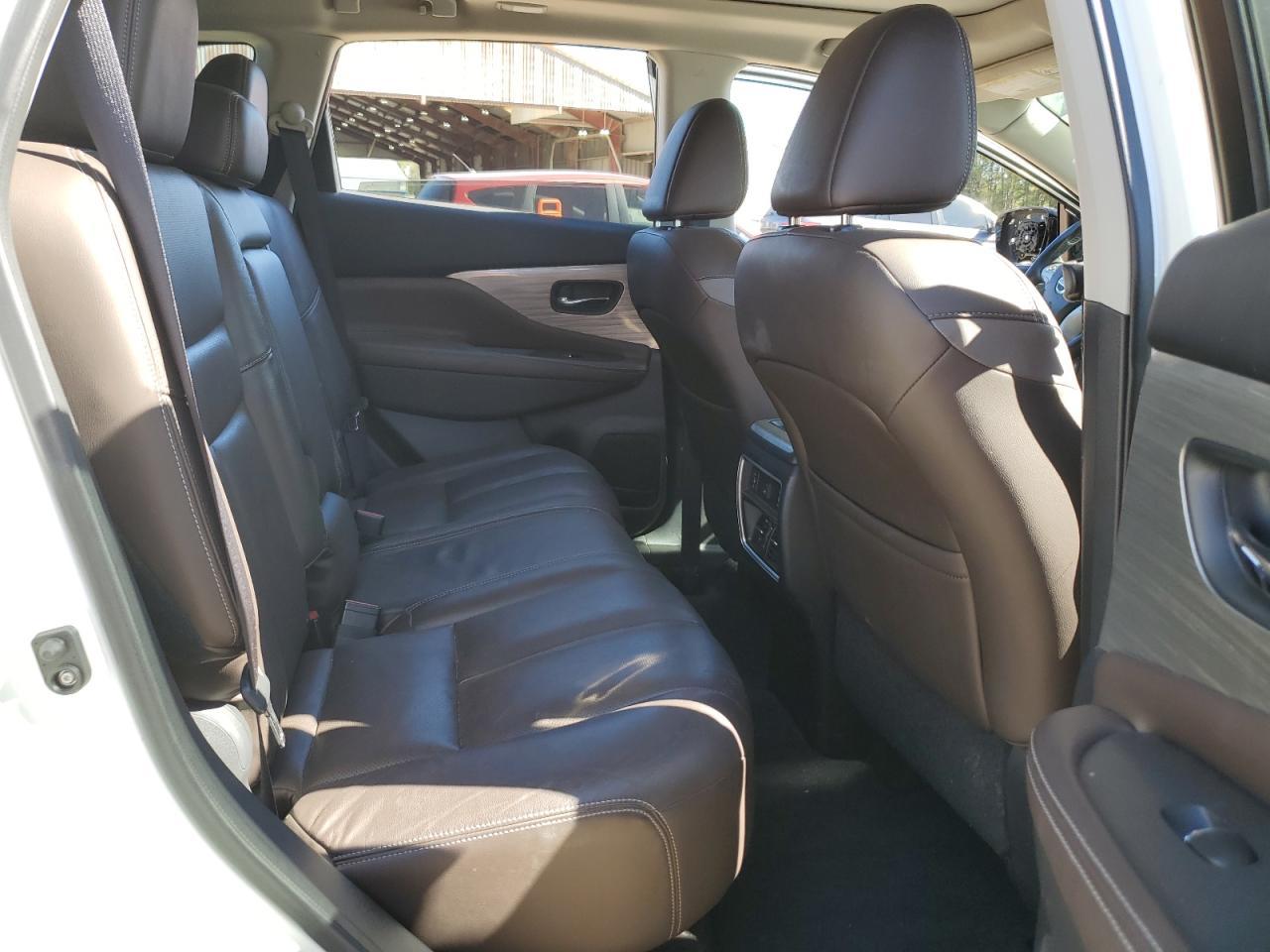 2015 NISSAN MURANO