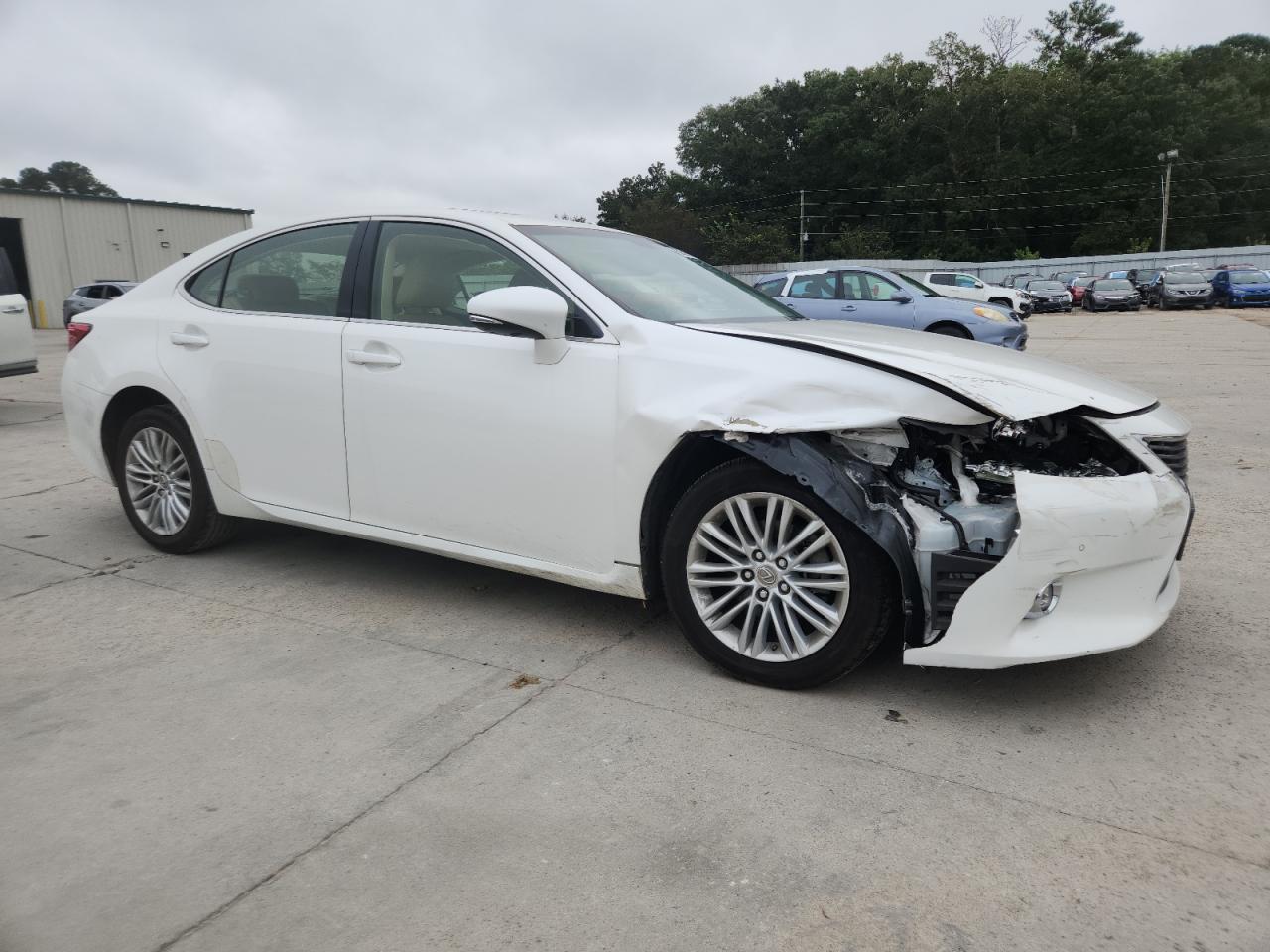 2015 LEXUS Es