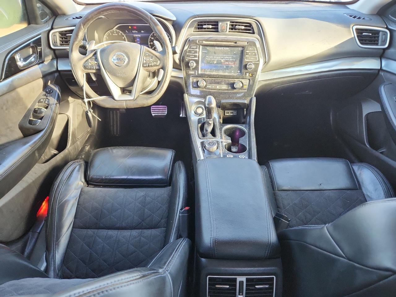 2016 NISSAN Maxima
