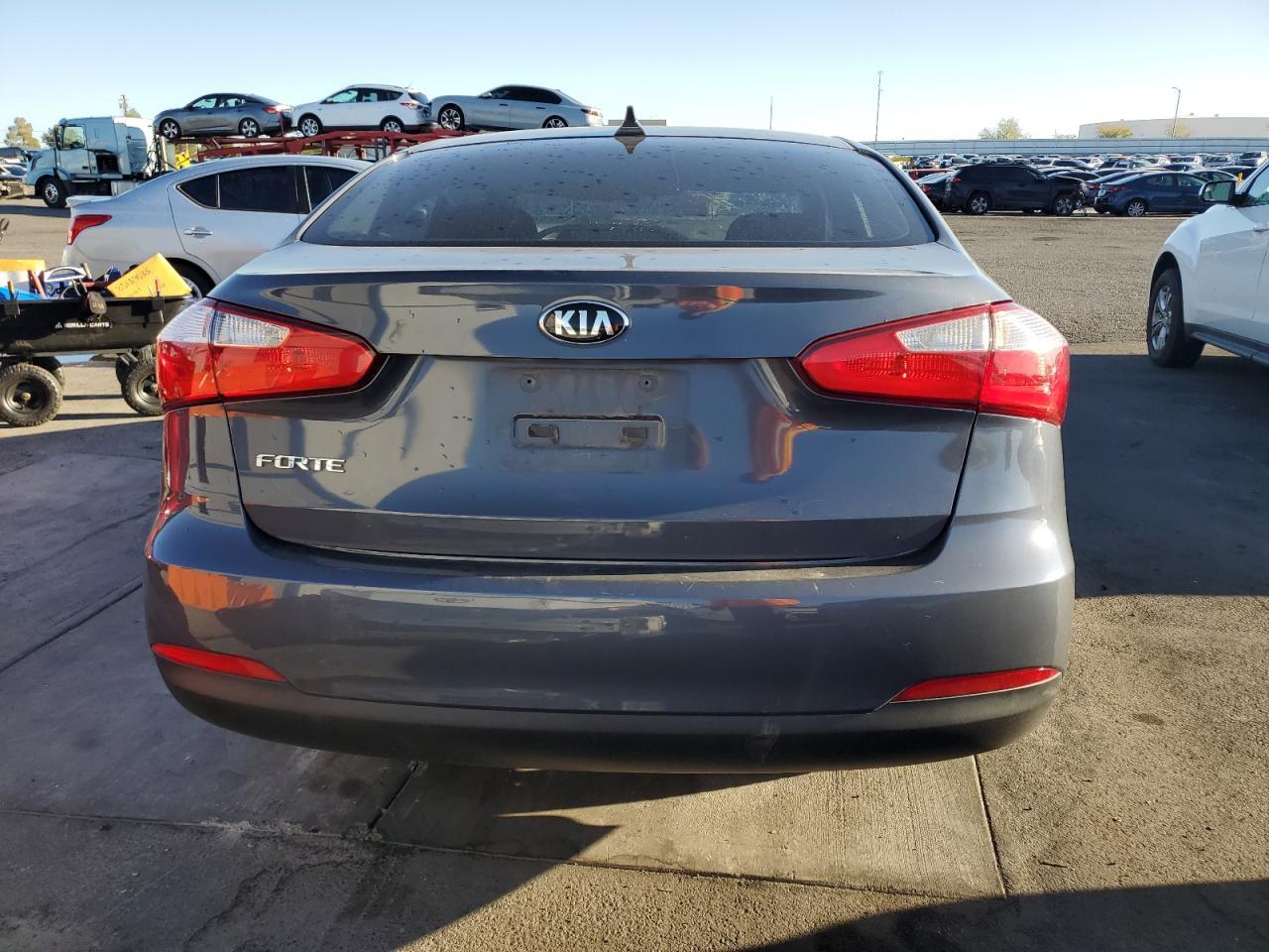2016 KIA FORTE