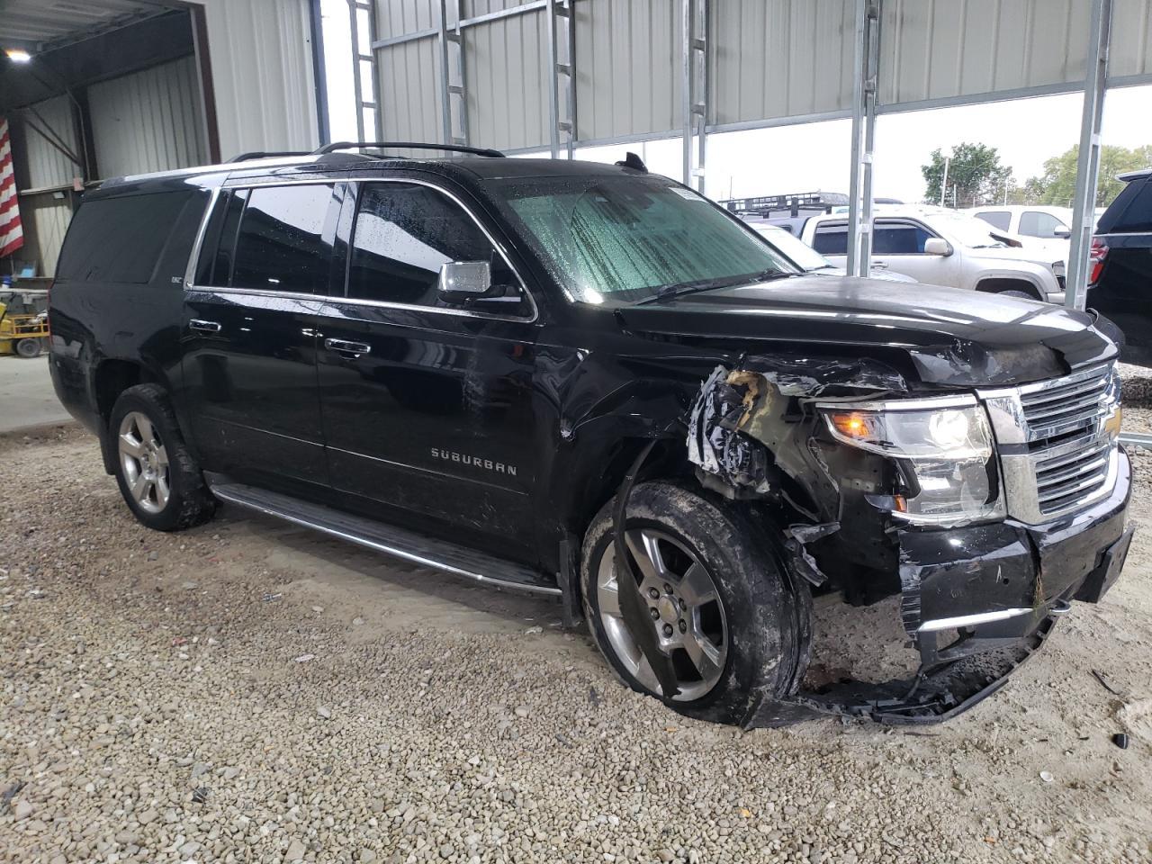 2016 CHEVROLET Suburban