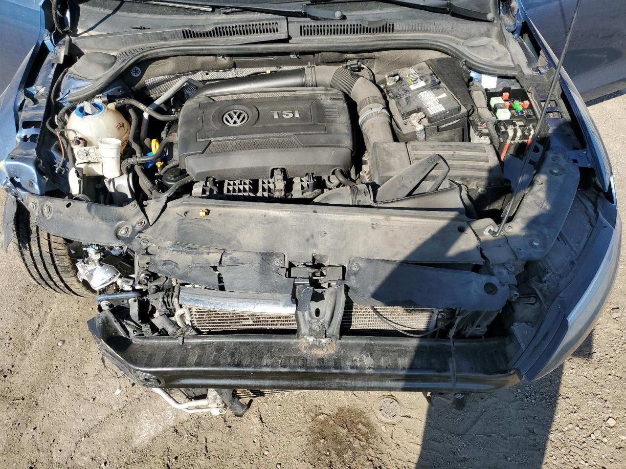 2015 VOLKSWAGEN JETTA