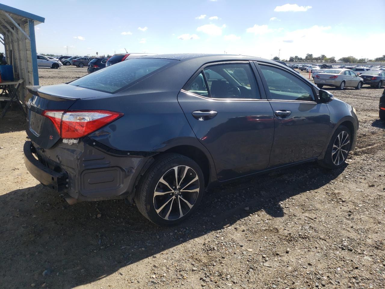 2015 TOYOTA COROLLA