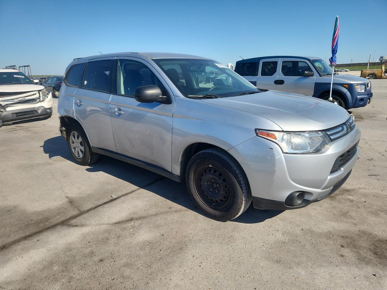 2014 MITSUBISHI outlander
