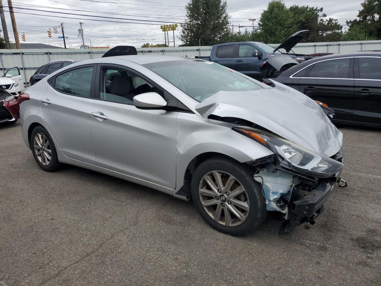 2016 HYUNDAI ELANTRA