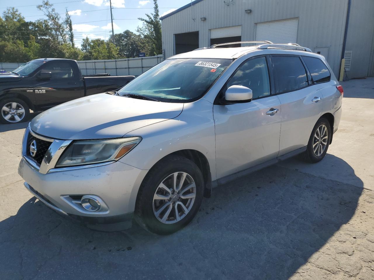 2016 NISSAN PATHFINDER