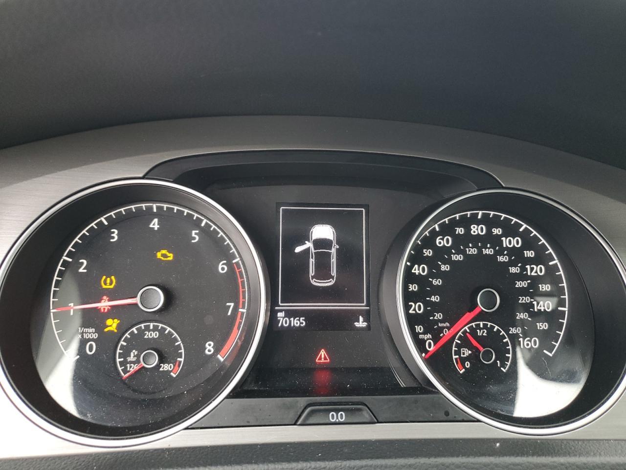 2017 VOLKSWAGEN GOLF