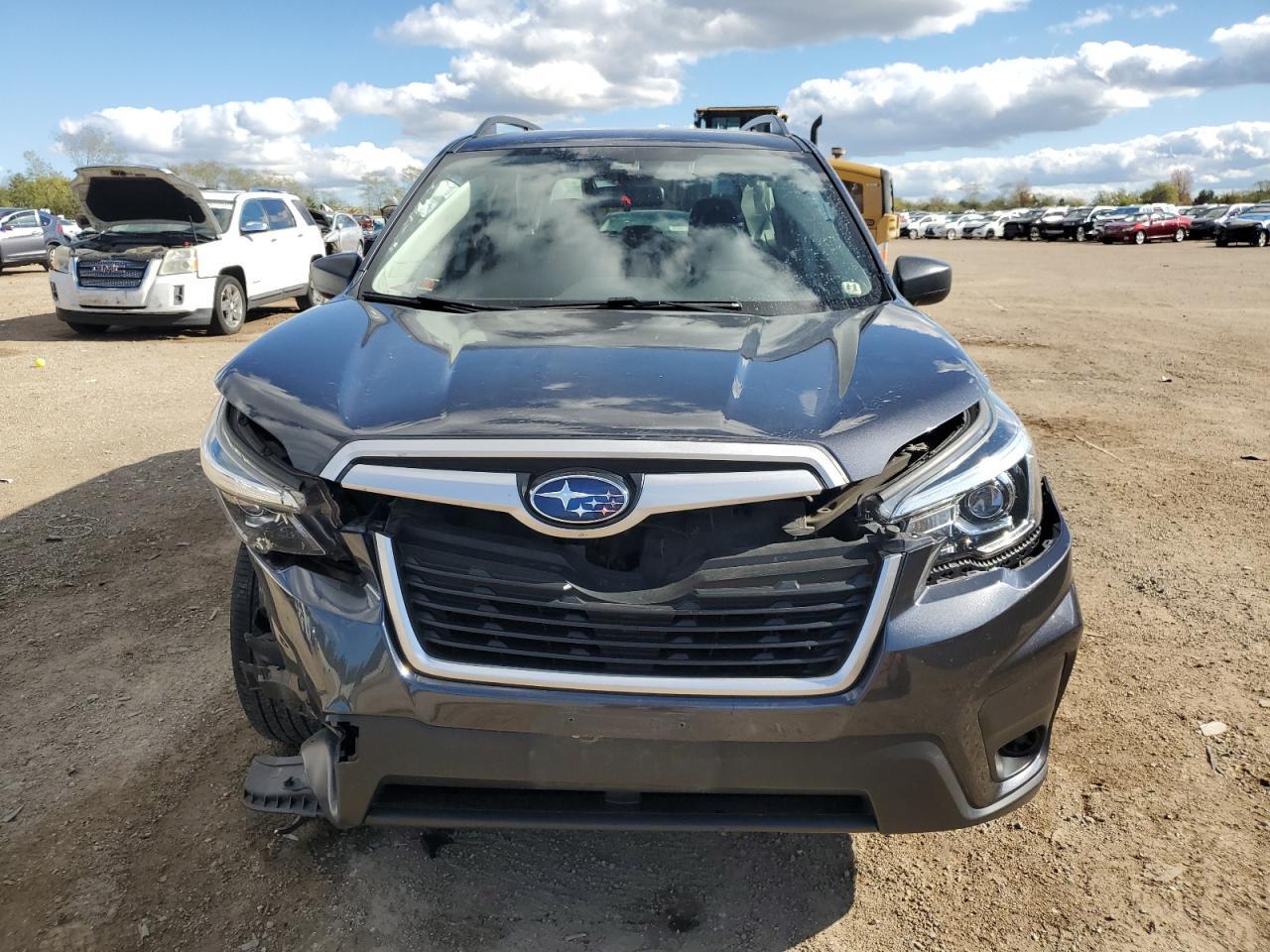 2019 SUBARU FORESTER