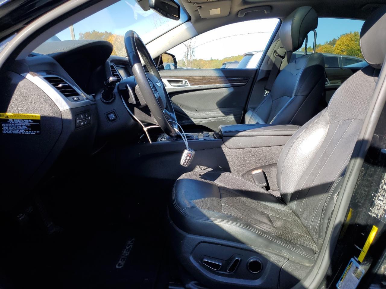 2016 HYUNDAI GENESIS