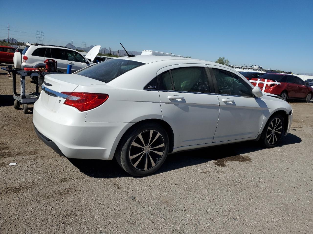 2012 CHRYSLER 200