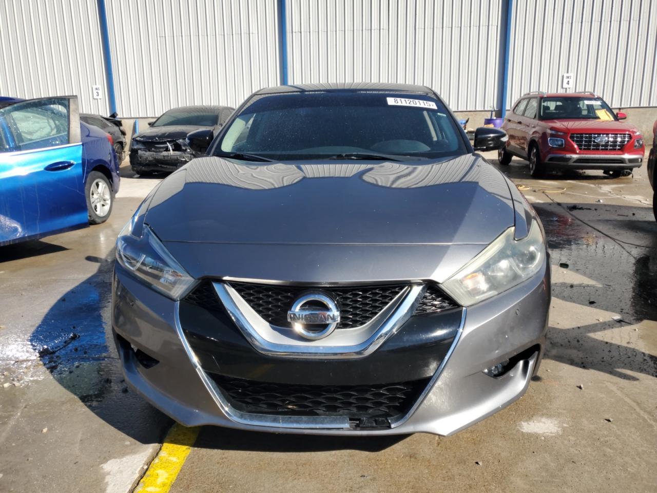 2016 NISSAN Maxima