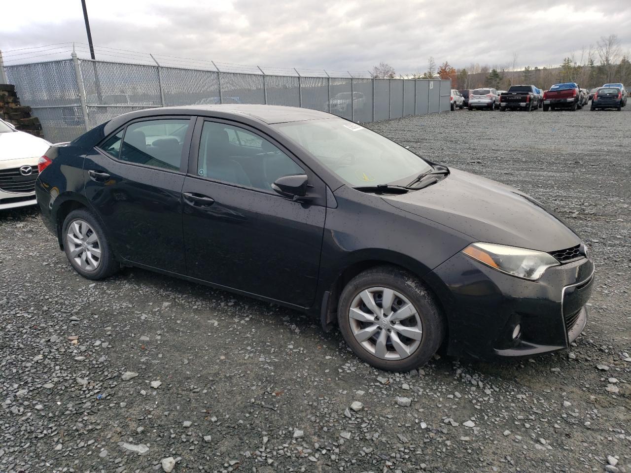 2015 TOYOTA COROLLA
