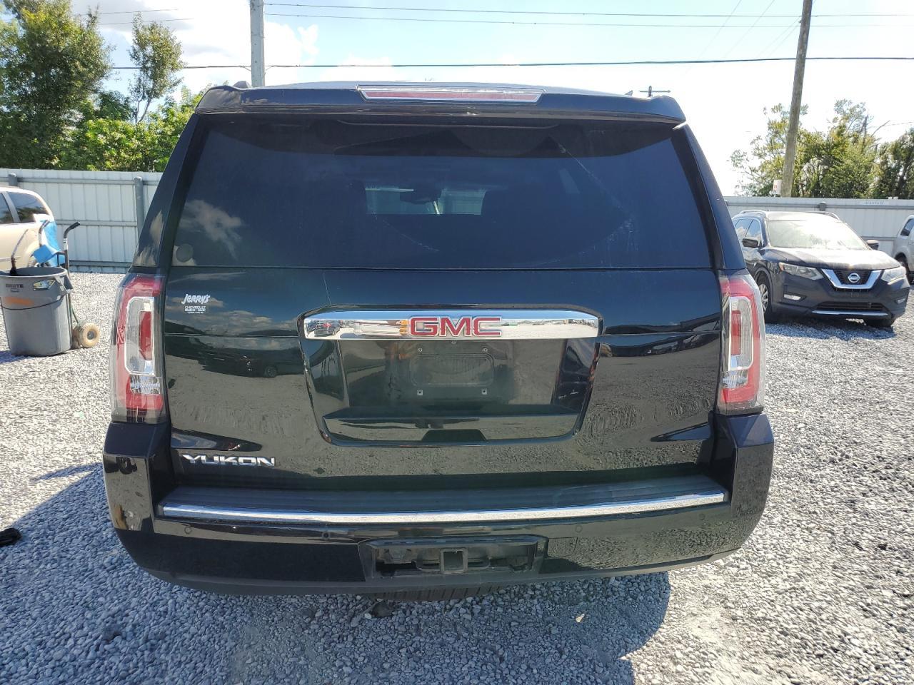 2015 GMC Yukon
