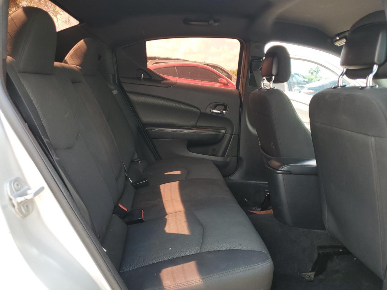 2011 DODGE Avenger