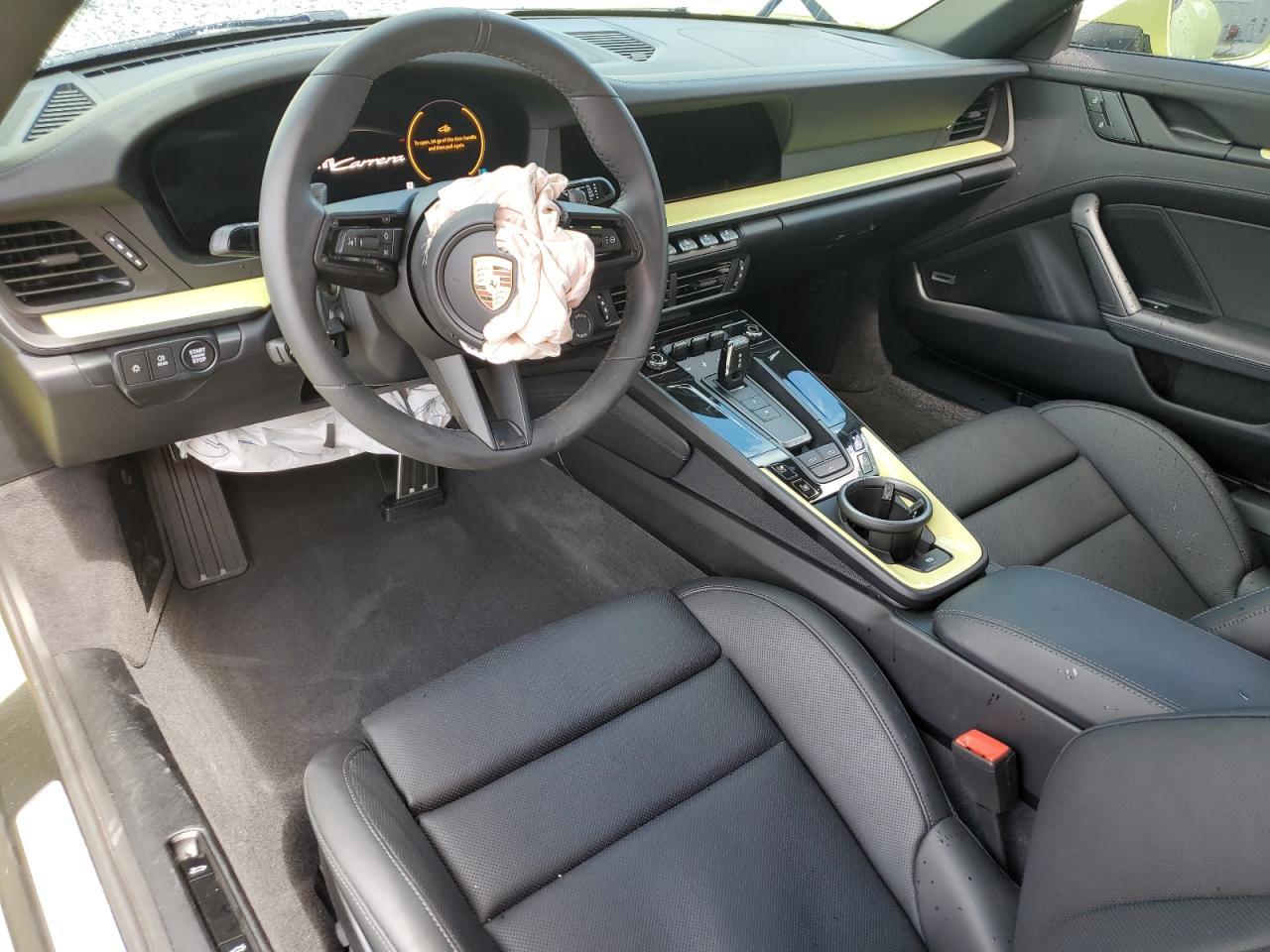 2025 PORSCHE 911