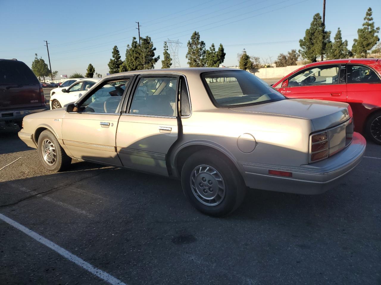1996 OLDSMOBILE Ciera