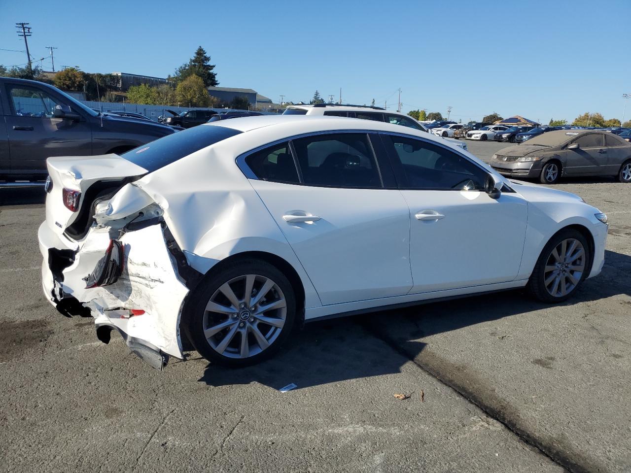 2021 MAZDA 3