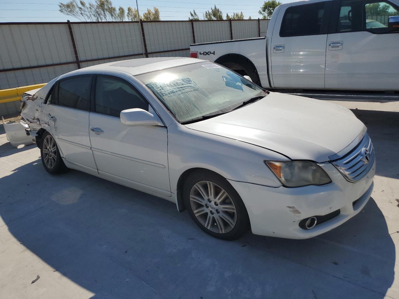 2009 TOYOTA Avalon