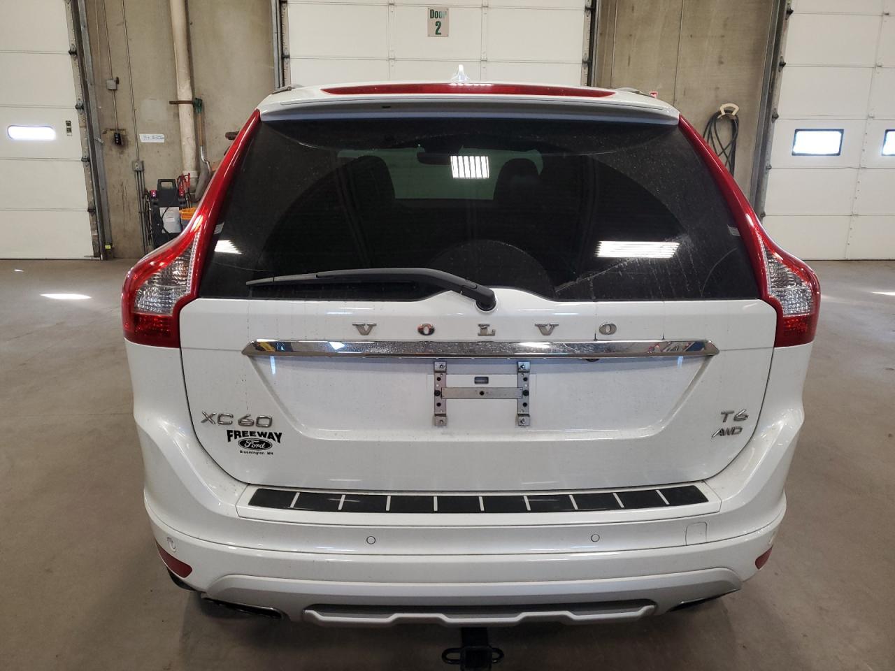 2017 VOLVO XC60