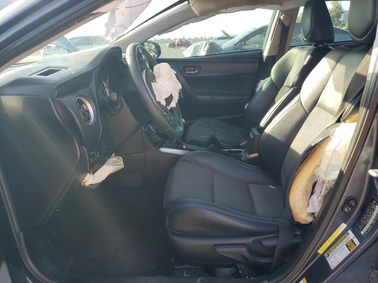 2017 TOYOTA COROLLA