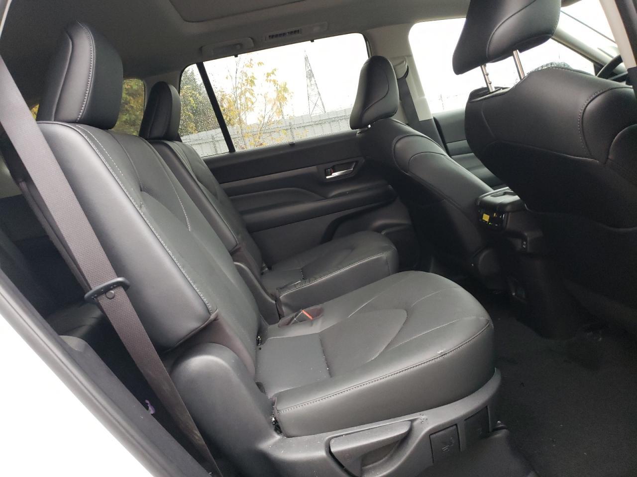 2024 TOYOTA HIGHLANDER