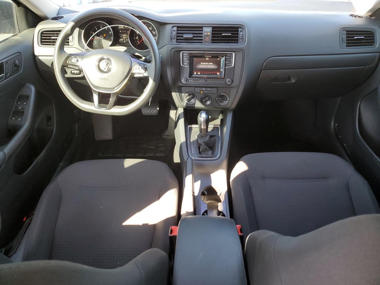 2016 VOLKSWAGEN JETTA