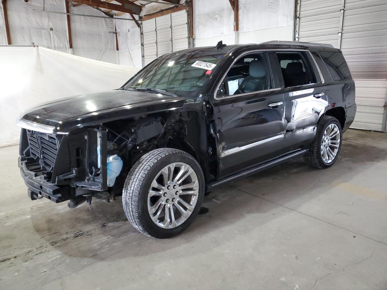 2017 CADILLAC ESCALADE