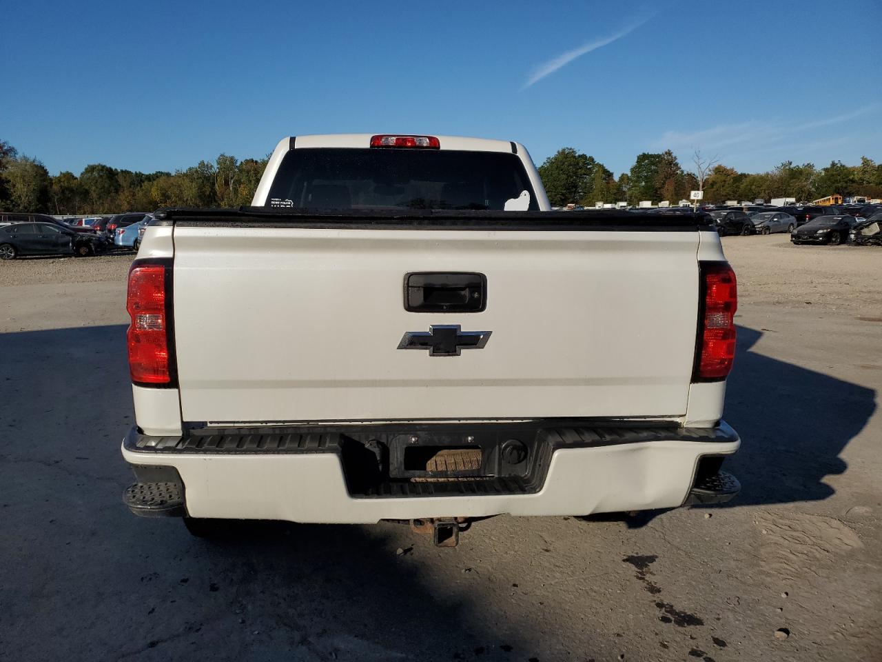 2018 CHEVROLET Silverado