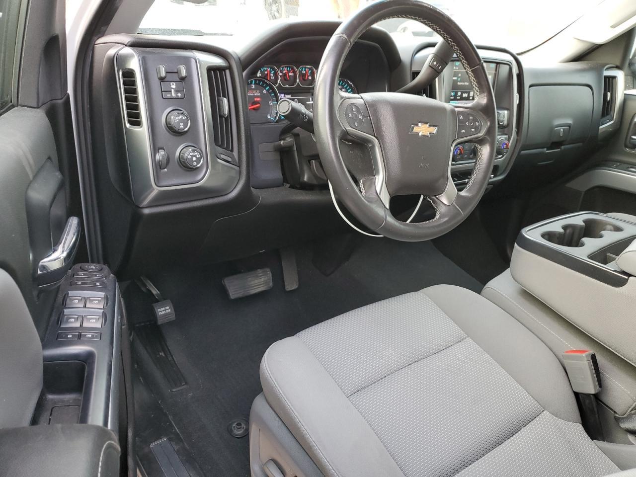 2018 CHEVROLET Silverado