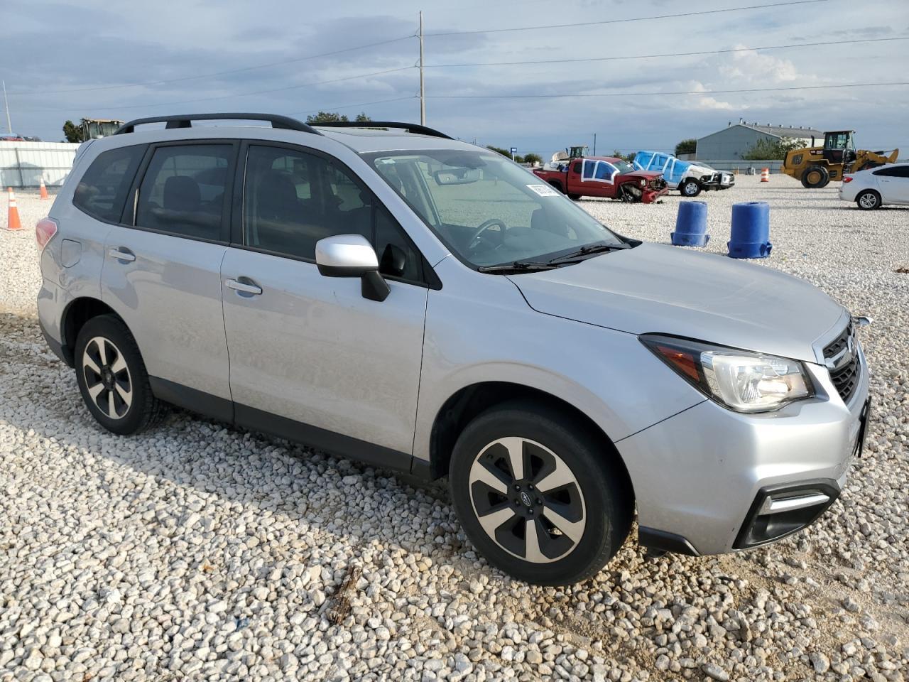 2018 SUBARU FORESTER