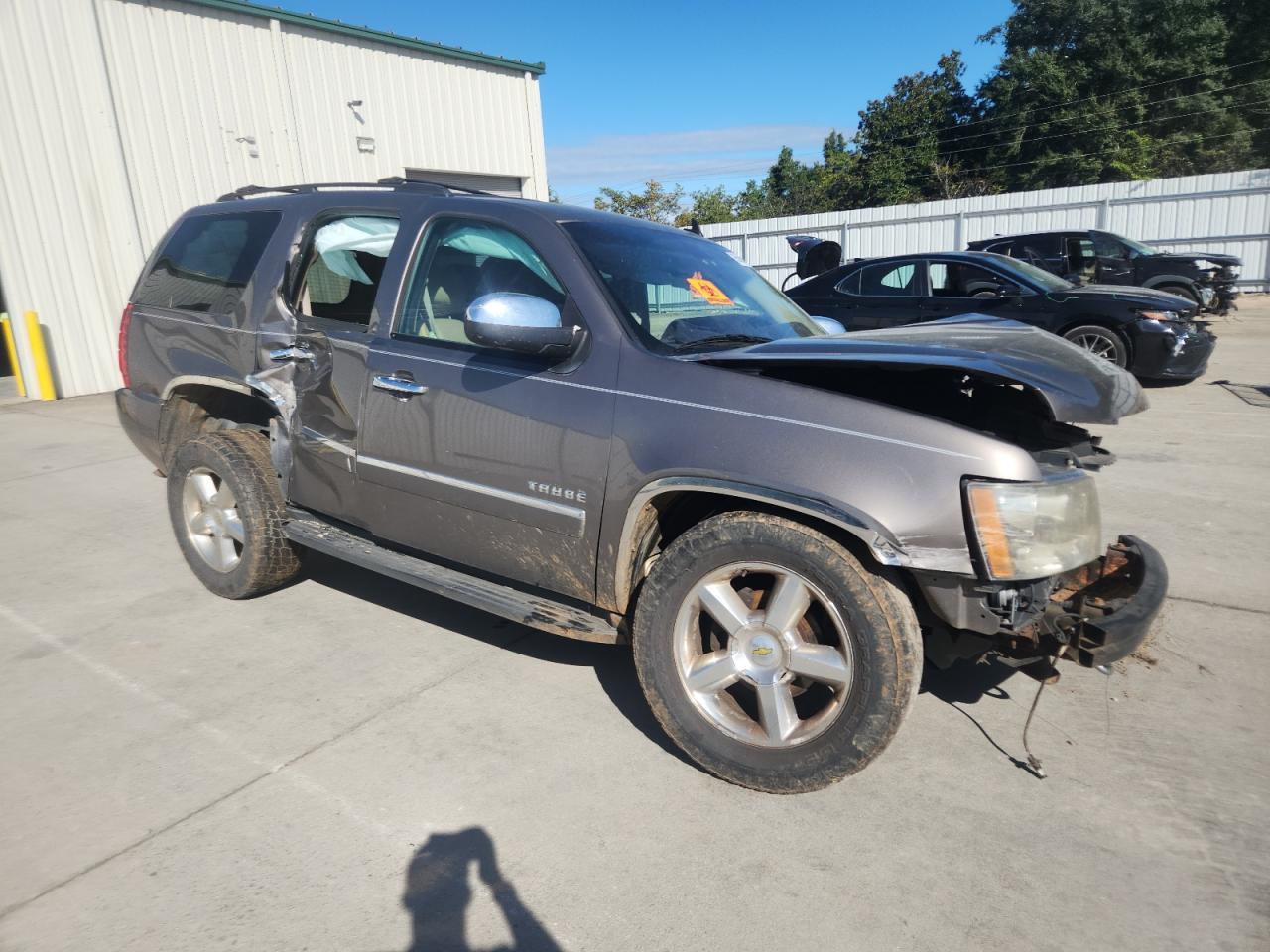 2011 CHEVROLET Tahoe
