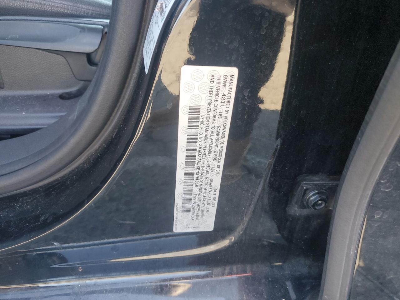 2011 VOLKSWAGEN JETTA