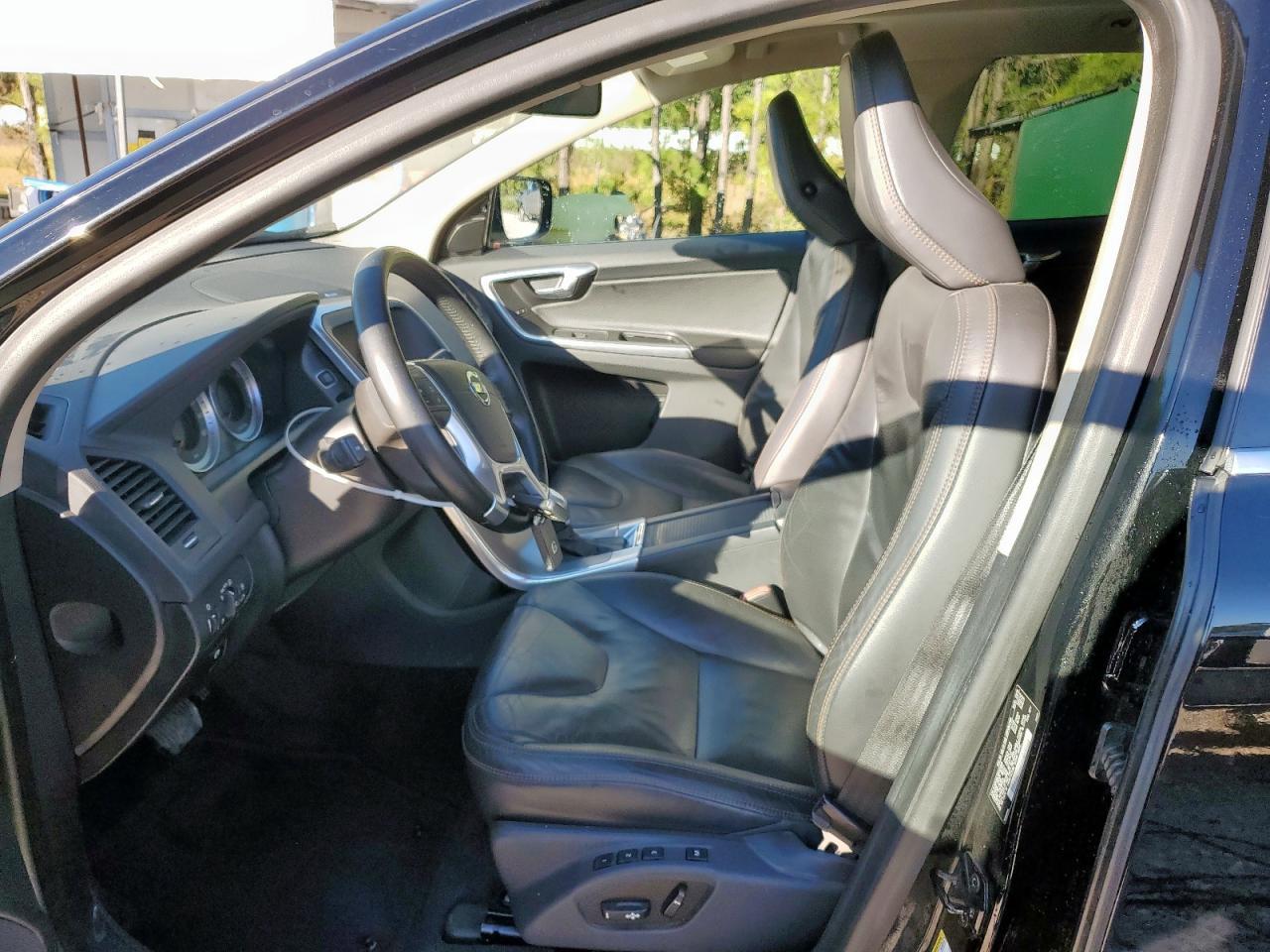 2013 VOLVO XC60