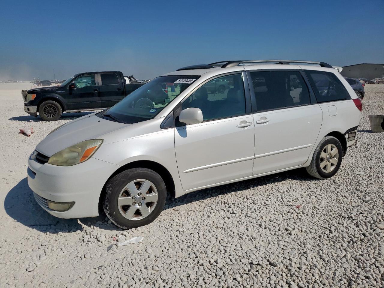 2005 TOYOTA SIENNA