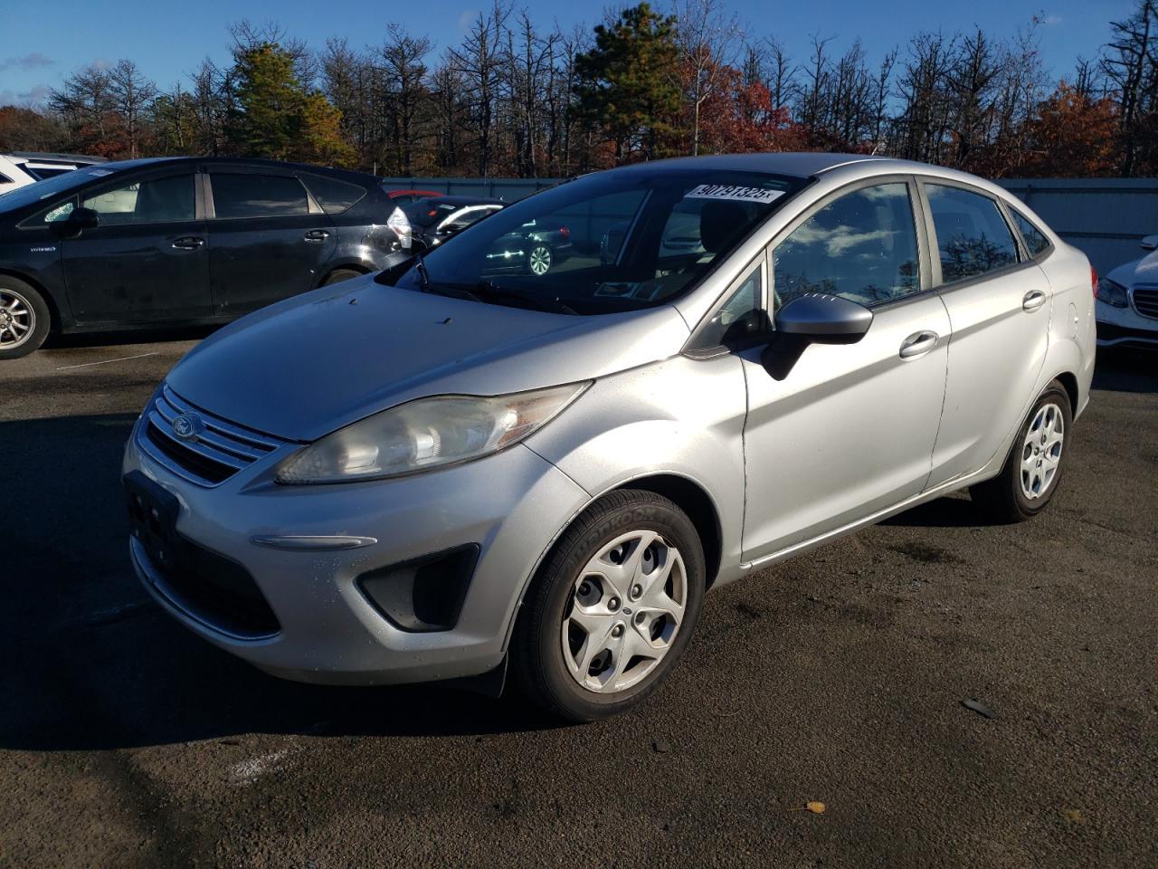 2011 FORD Fiesta