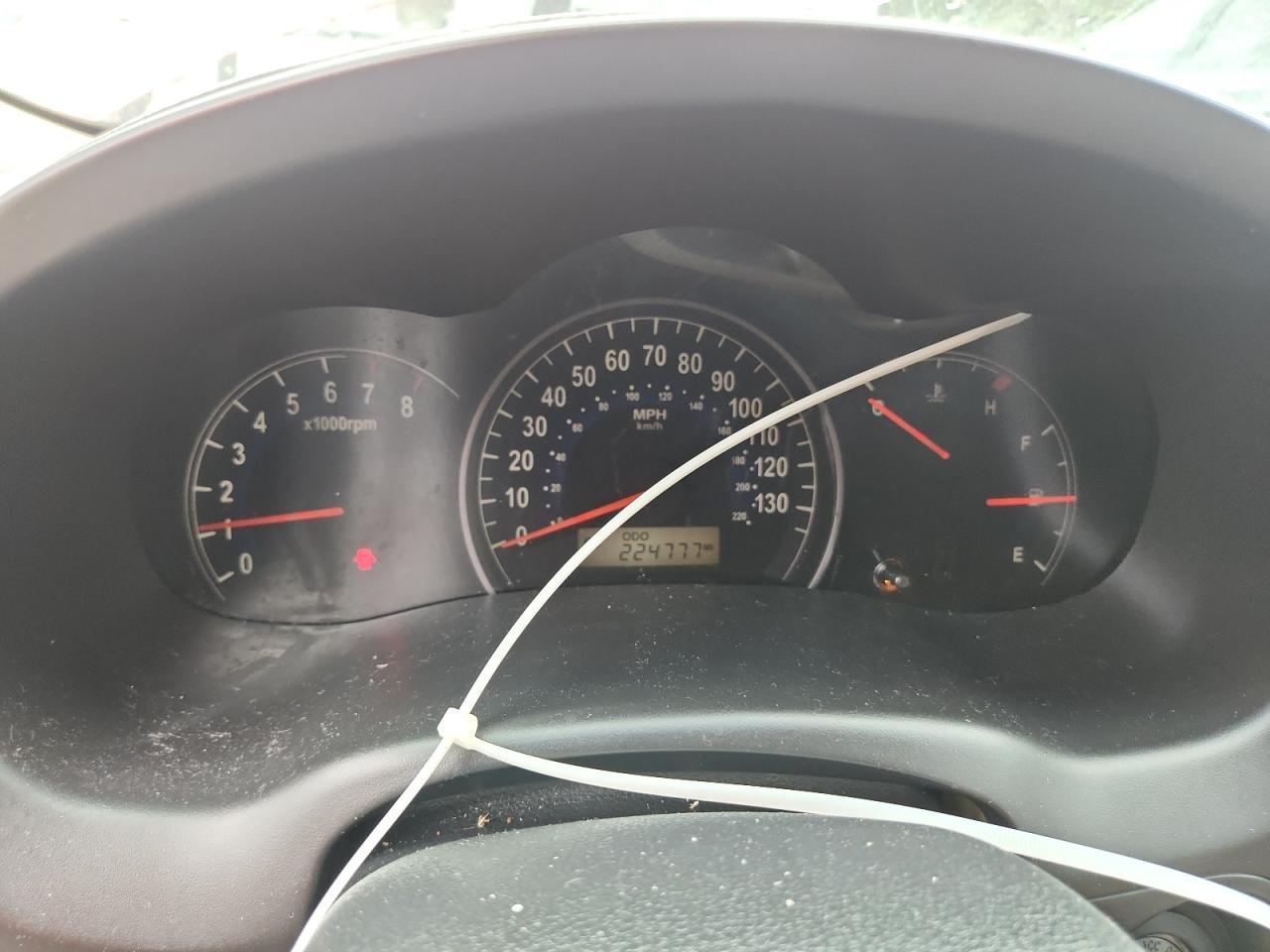 2007 HYUNDAI Entourage