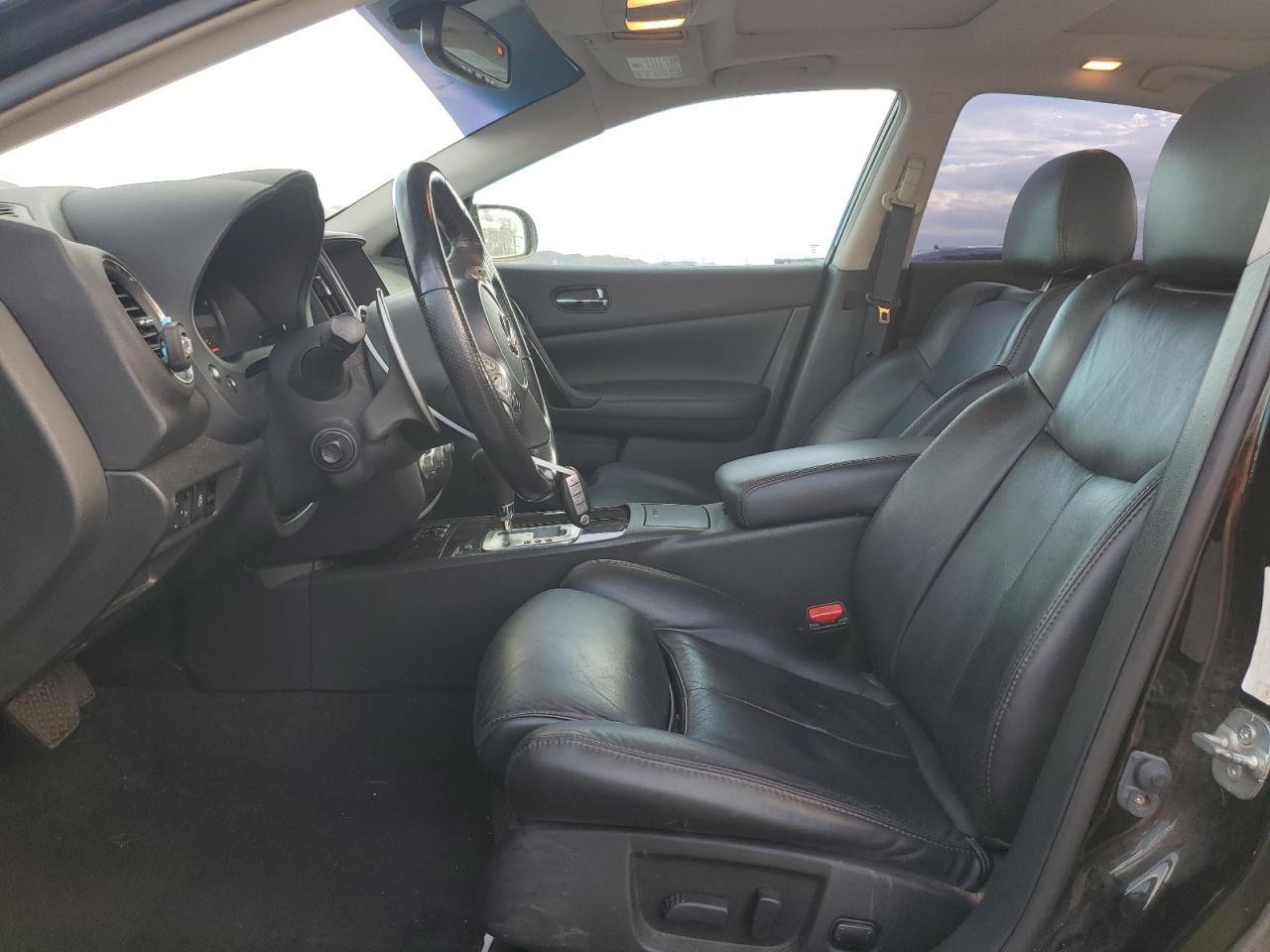 2012 NISSAN Maxima