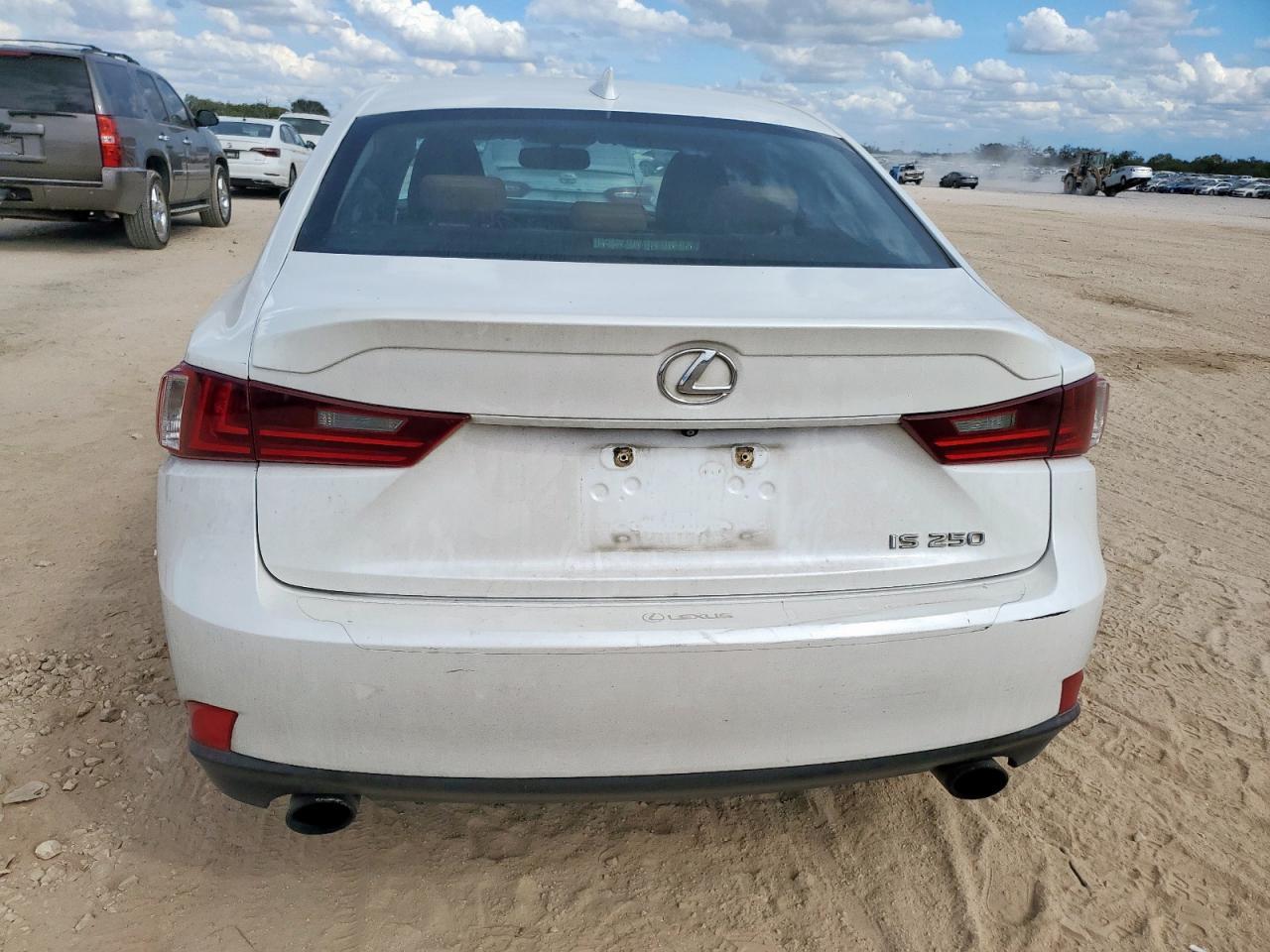 2015 LEXUS IS 250